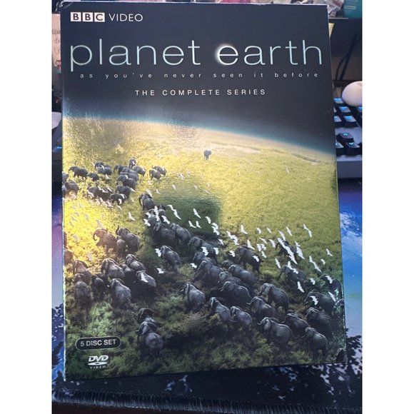 BBC Video Planet Earth The Complete Series Creatures Locations Never Seen Before - Picture 1 of 7